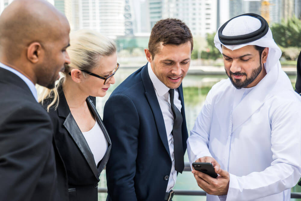 Dubai Charisma Coach